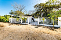 Charming 2-Bedroom House in Playa Potrero, Just a Short Walk to the Beach thumbnail