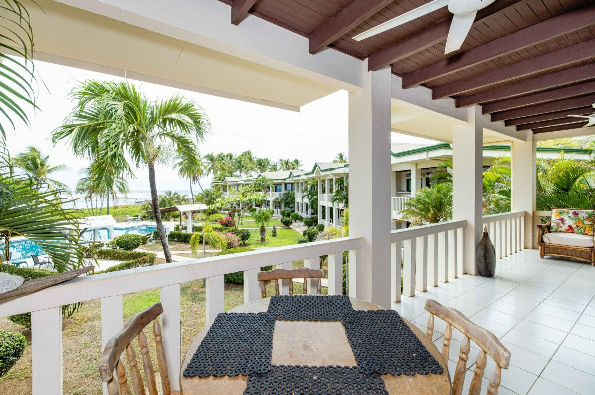 Casa Oceana Oceanfront Condo – Ready to Move In, Playa Junquillal