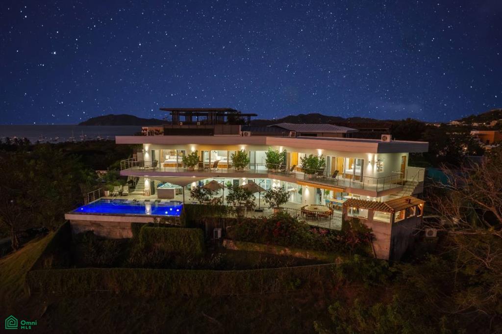 Casa Hilltop | Tamarindo Park – Stunning Oceanview Hilltop Retreat