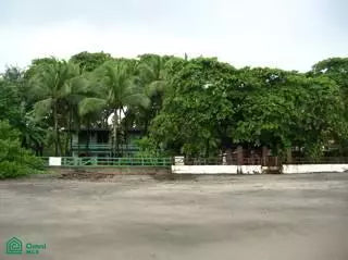 Beachside Corner Lot with Water - Walk to the Shore!