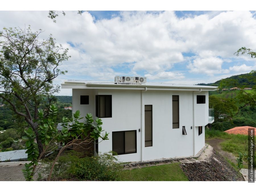 Modern Home | Ocean & Mountain Views