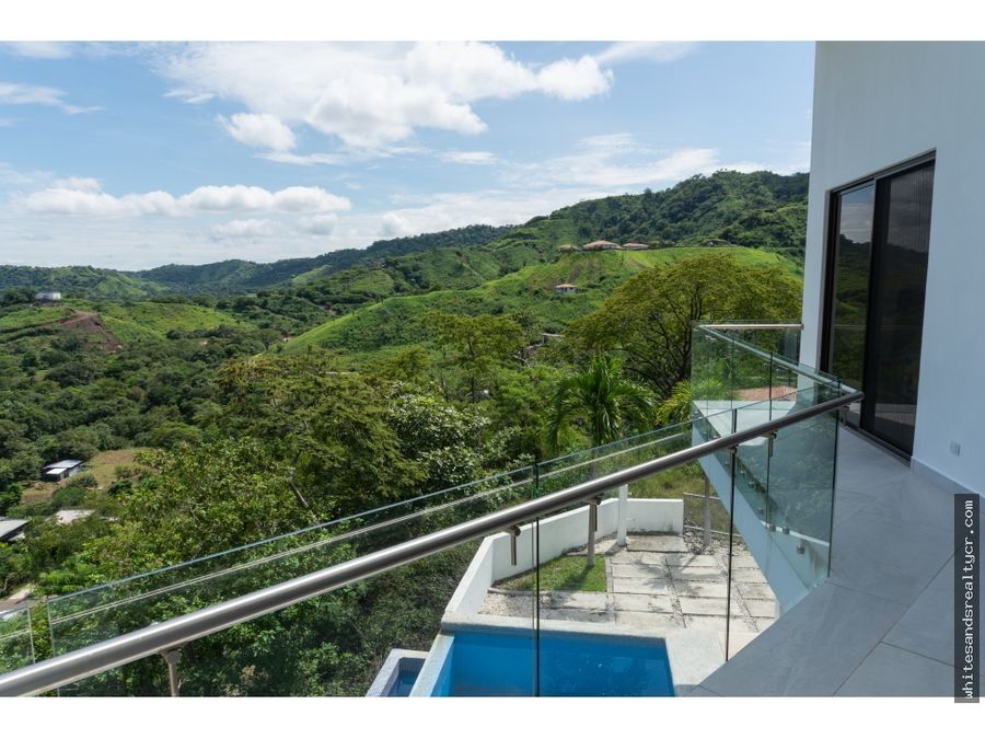 Modern Home | Ocean & Mountain Views