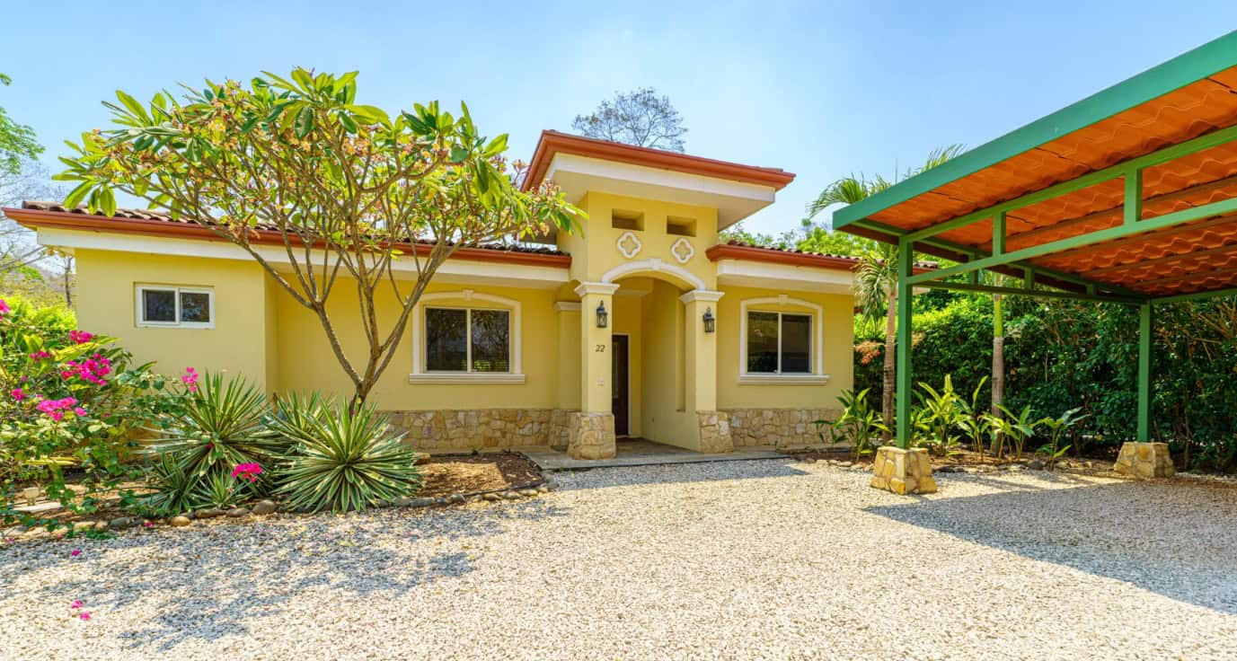 Casa Roca Blanca | Beautiful 3BR, 3BA Home Steps from Brasilito Beach & Amenities
