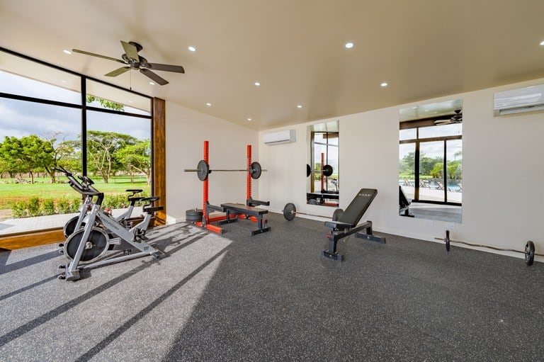 Lot 11 Premier Beachfront: Playa Blanca Beach Club