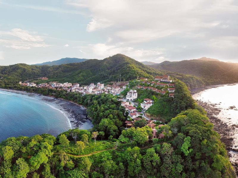 Casa Chameleon Residences House #1, Overlooking the Beach Town of Las Catalinas
