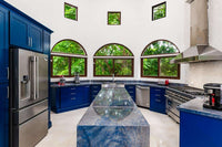 Casa Zaira: Fusion of Modern Elegance and Tropical Splendor! thumbnail