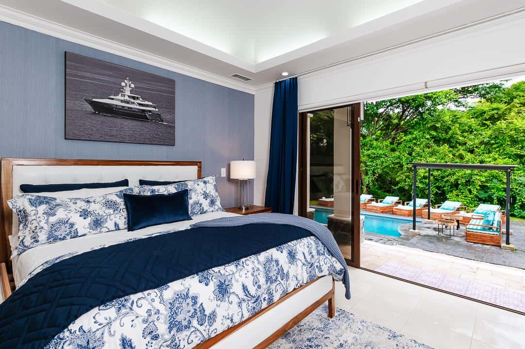 Casa Zaira: Fusion of Modern Elegance and Tropical Splendor!