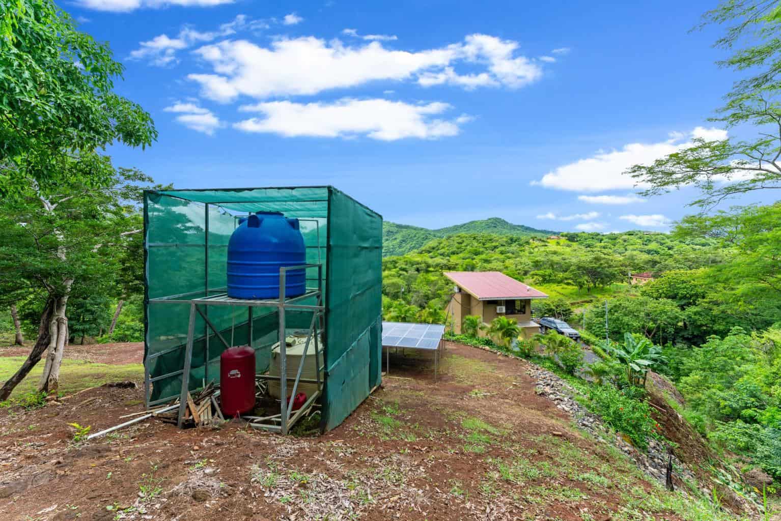 Casa Tropical: Experience Tranquil Living in Paradise!