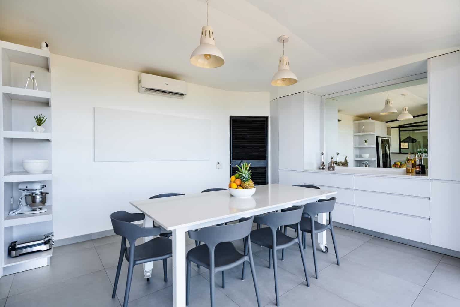 Casas Los Roques, Two Ocean View Homes