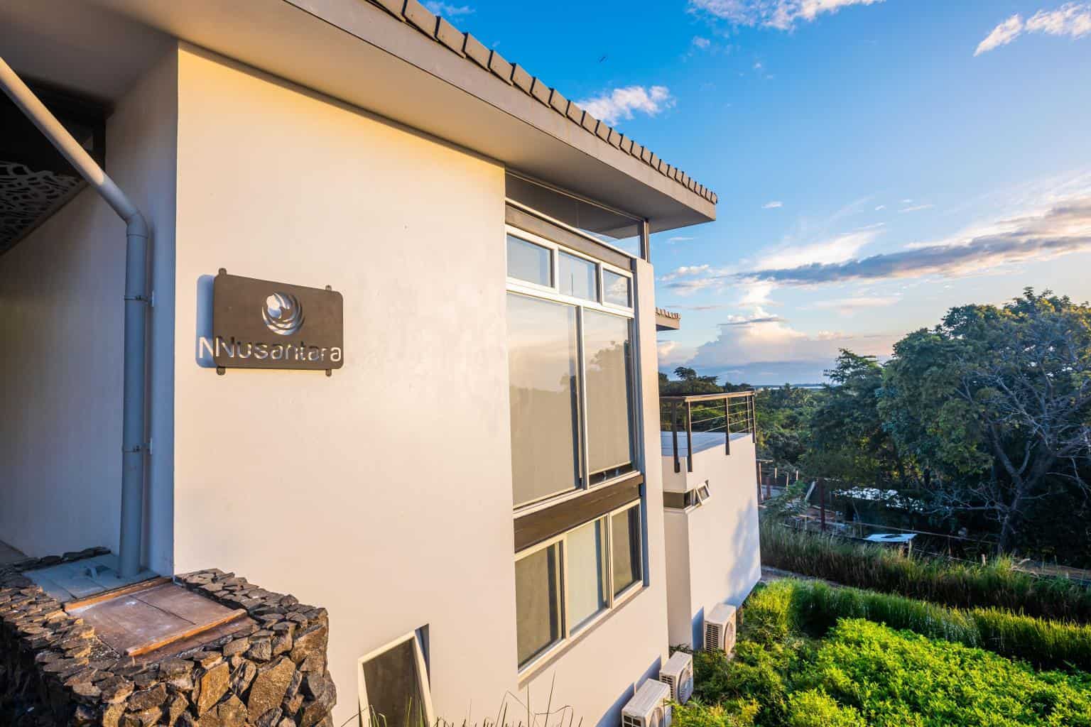 Villa Nusantara 2 Bedroom, 2.5 Bathroom House in Las Ventanas: Elegant Living in Las Ventanas