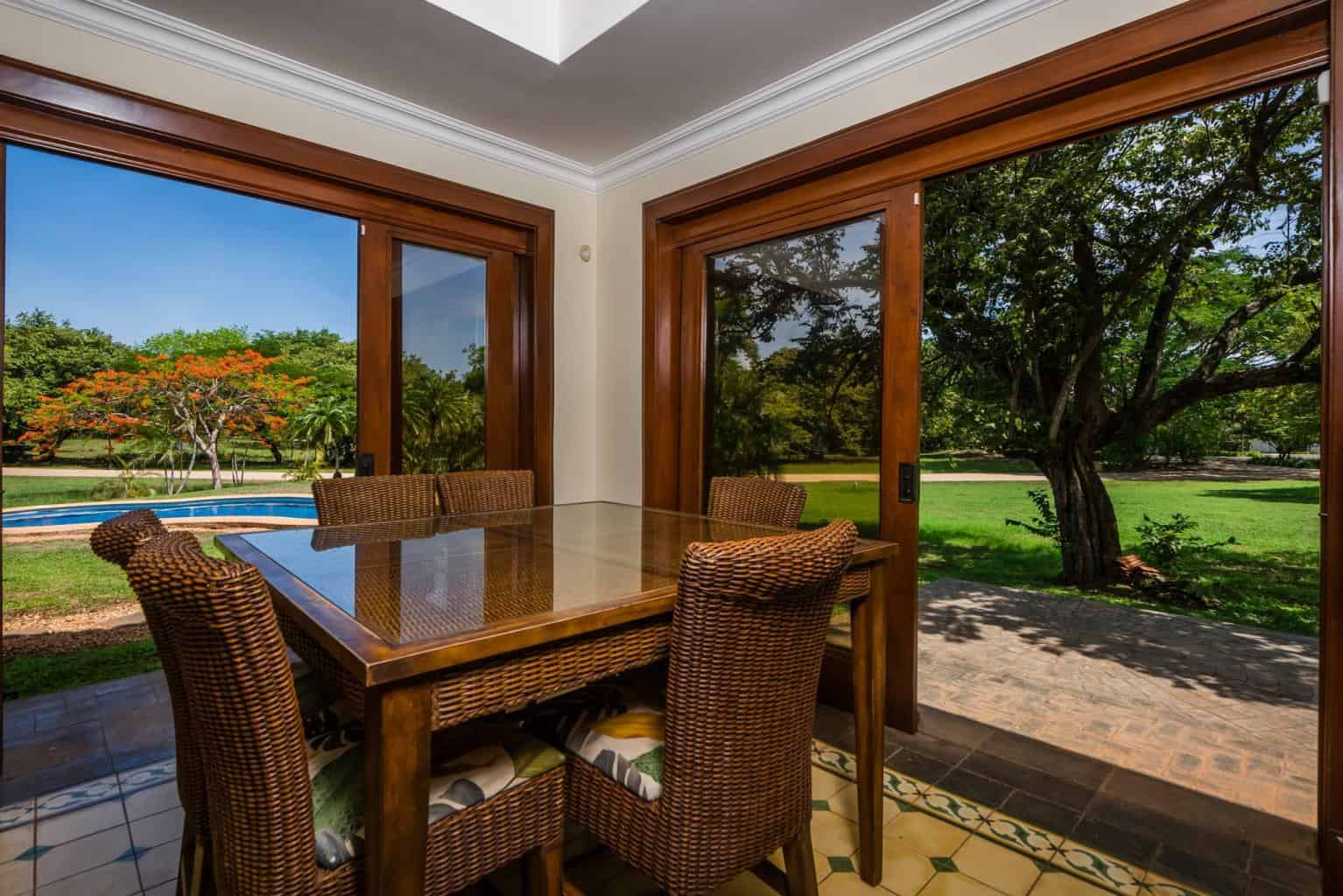 Casa Miraflores, Reserva De Golf #94: Exquisite Colonial-Style Estate Home!