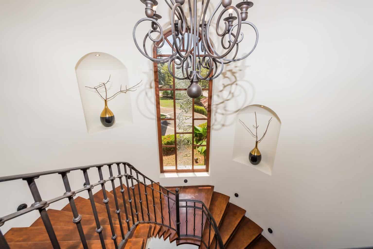 Casa Miraflores, Reserva De Golf #94: Exquisite Colonial-Style Estate Home!
