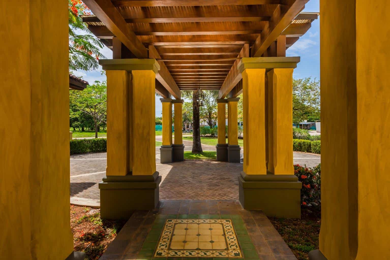 Casa Miraflores, Reserva De Golf #94: Exquisite Colonial-Style Estate Home!