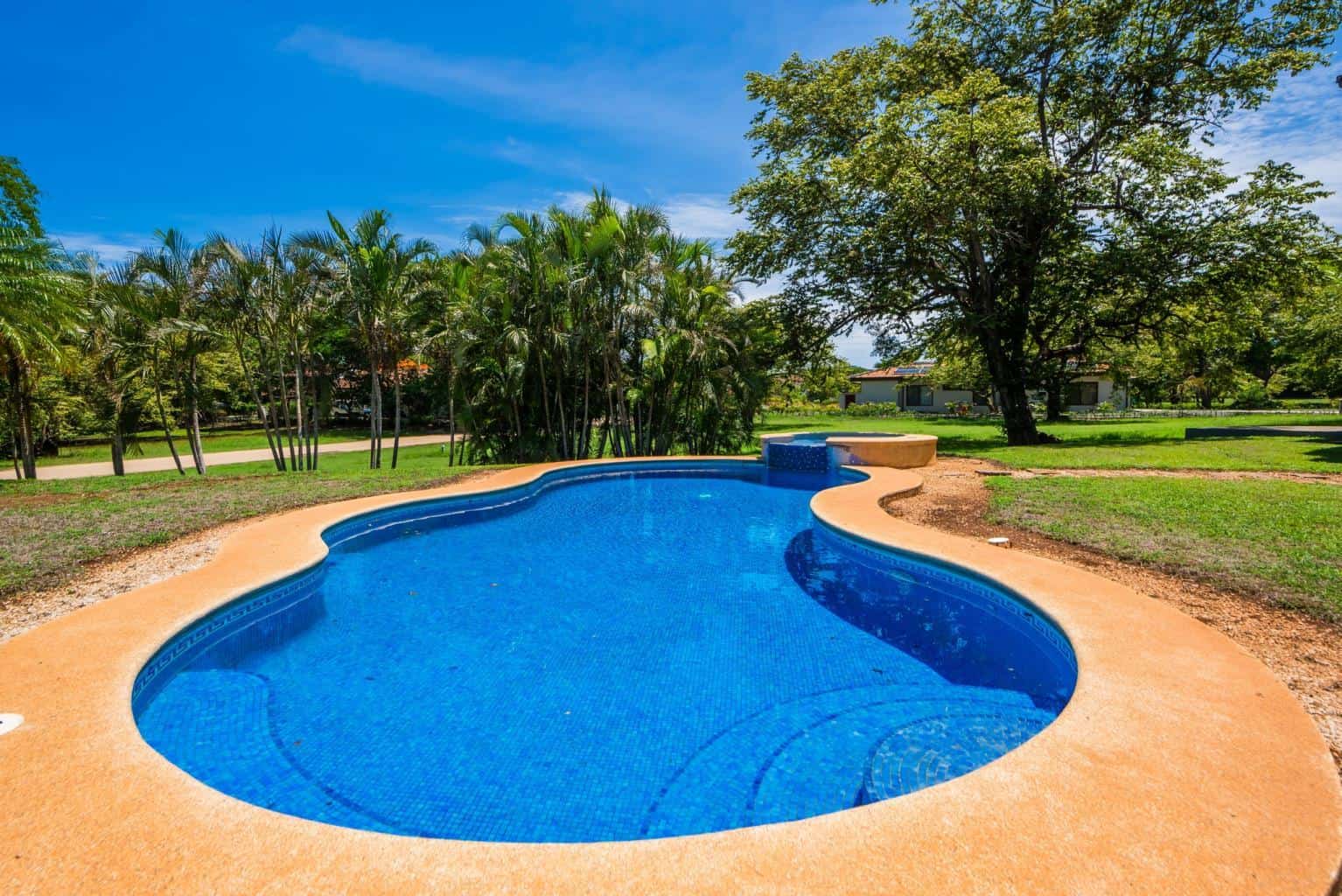 Casa Miraflores, Reserva De Golf #94: Exquisite Colonial-Style Estate Home!