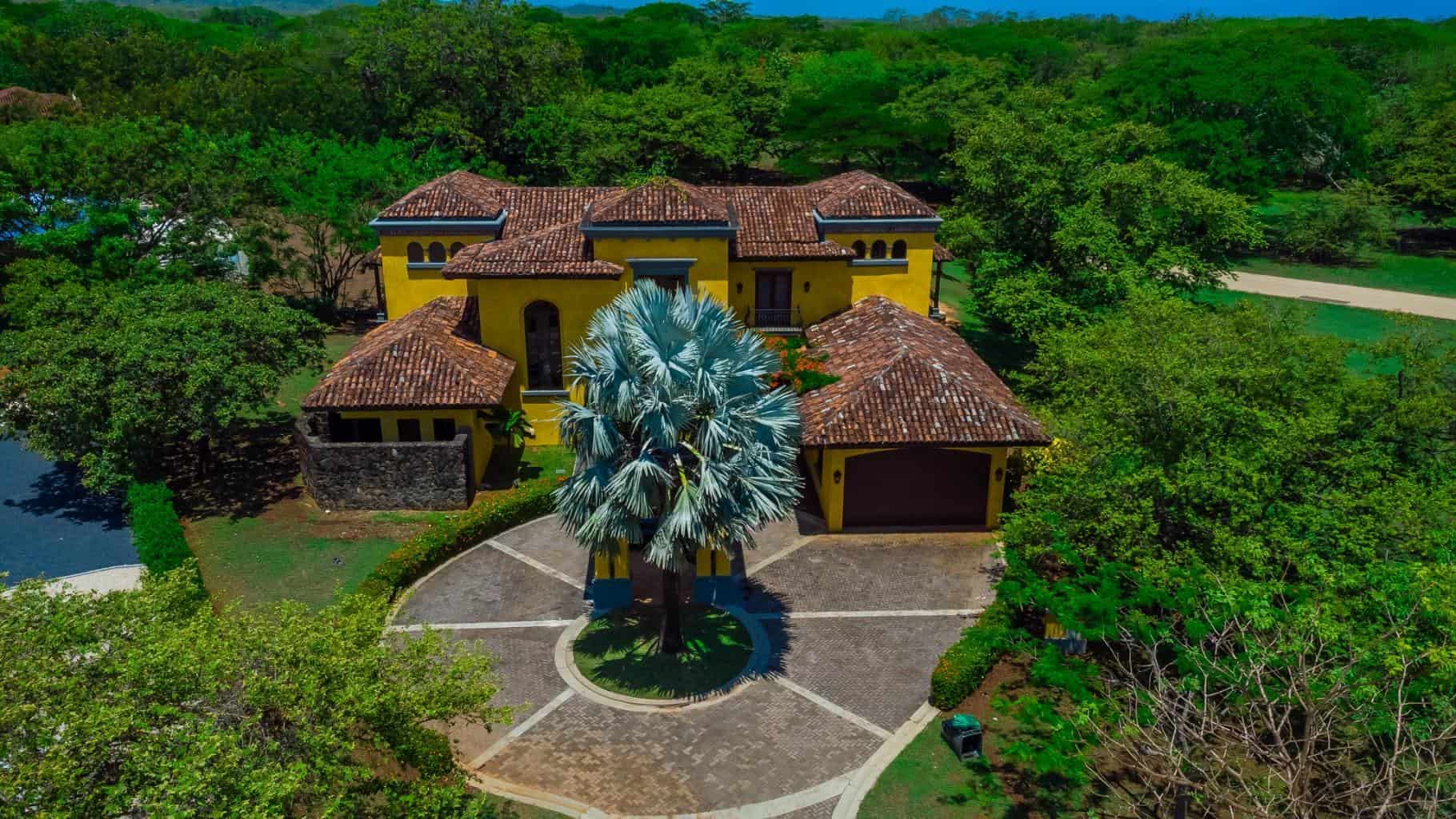 Casa Miraflores, Reserva De Golf #94: Exquisite Colonial-Style Estate Home!