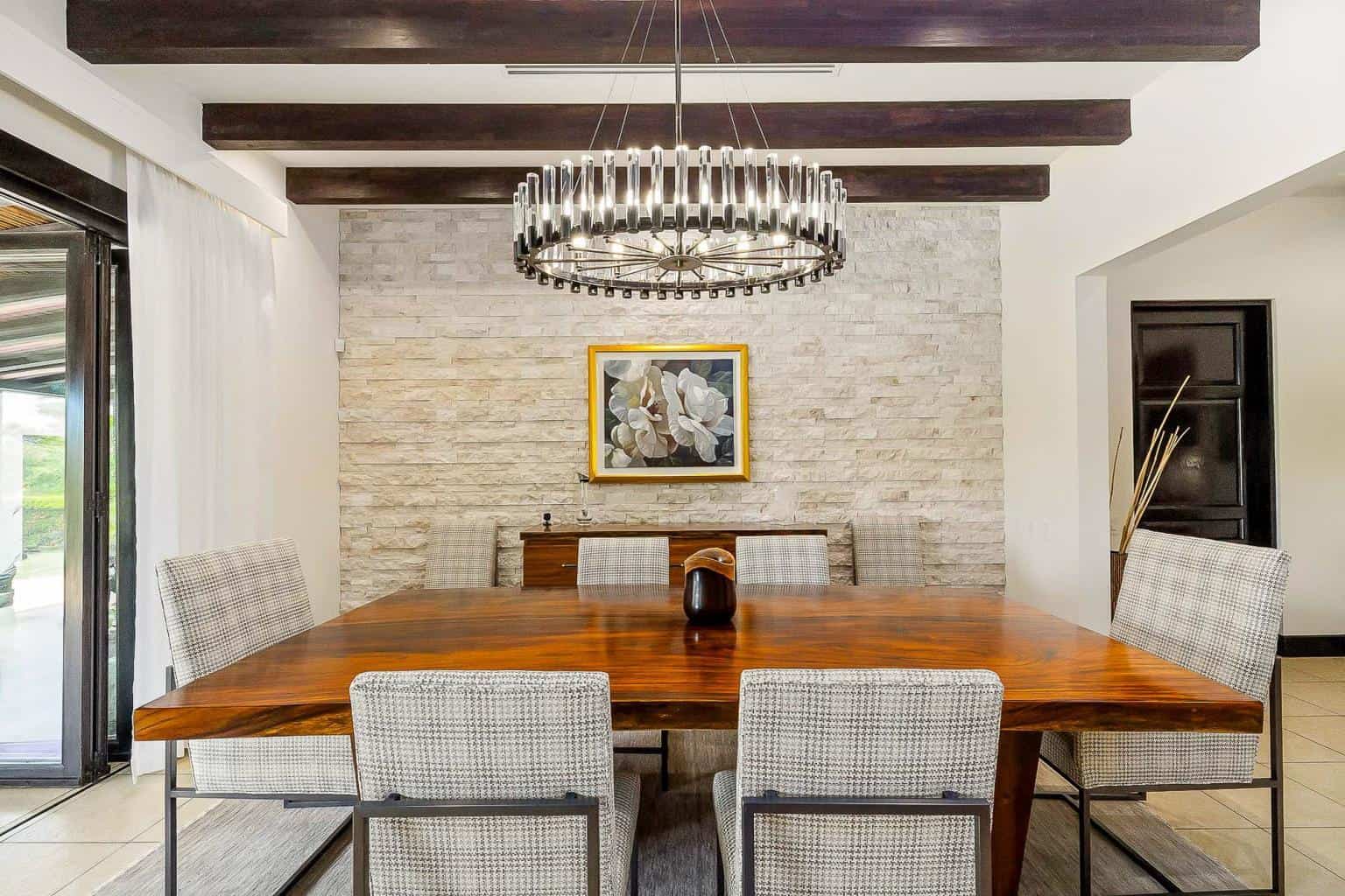 Modern Colonial Golf-front Estate Casa Altabella: A Fusion of Tradition and Contemporary Living!