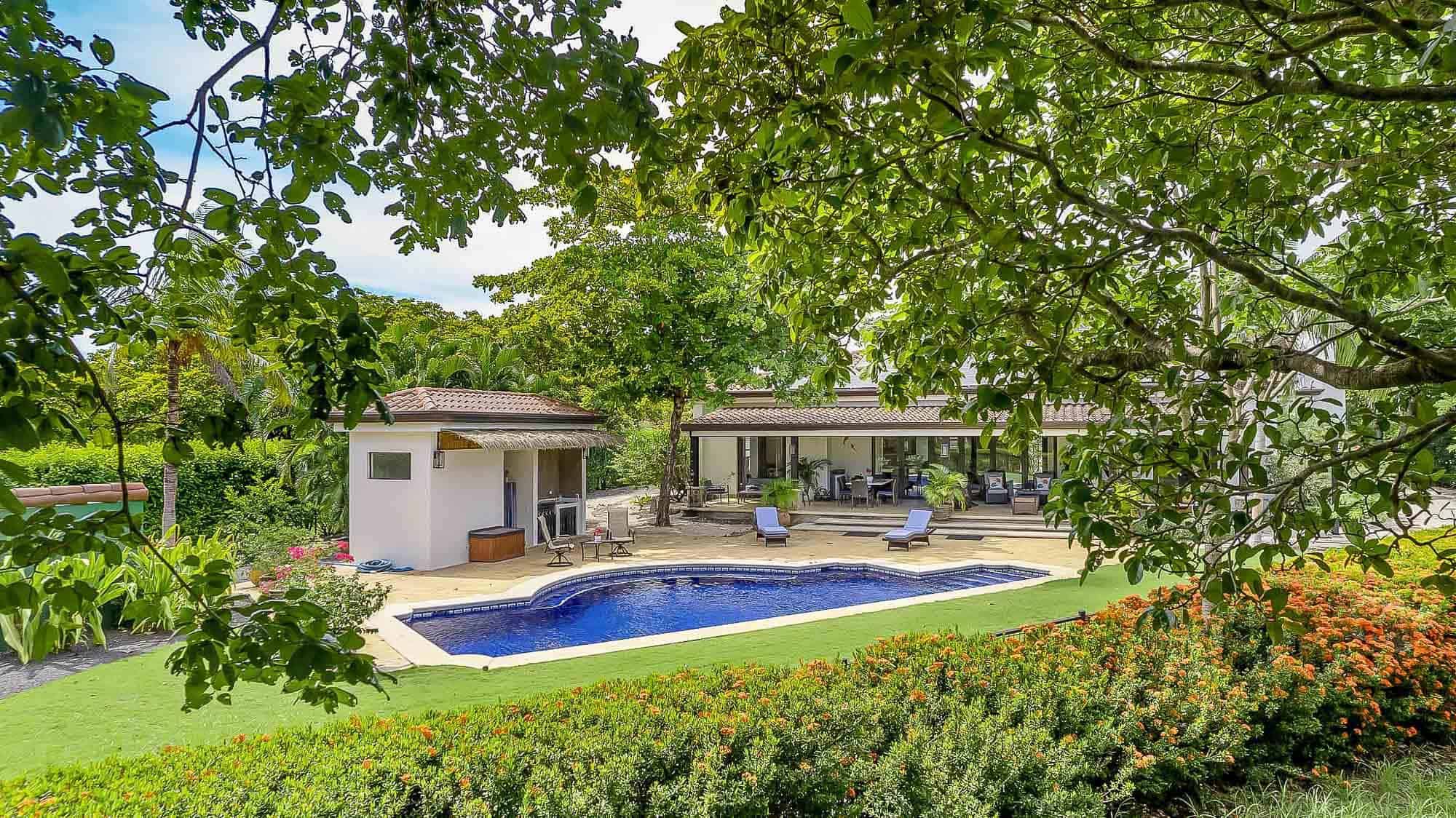 Modern Colonial Golf-front Estate Casa Altabella: A Fusion of Tradition and Contemporary Living!
