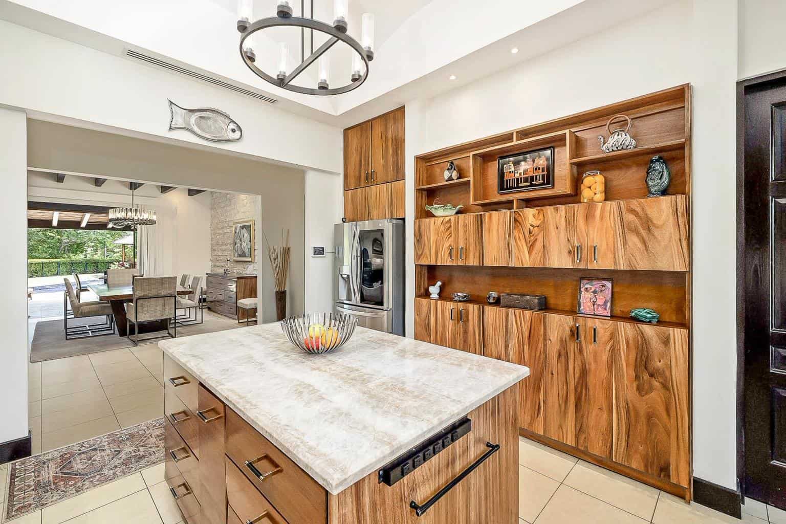 Modern Colonial Golf-front Estate Casa Altabella: A Fusion of Tradition and Contemporary Living!
