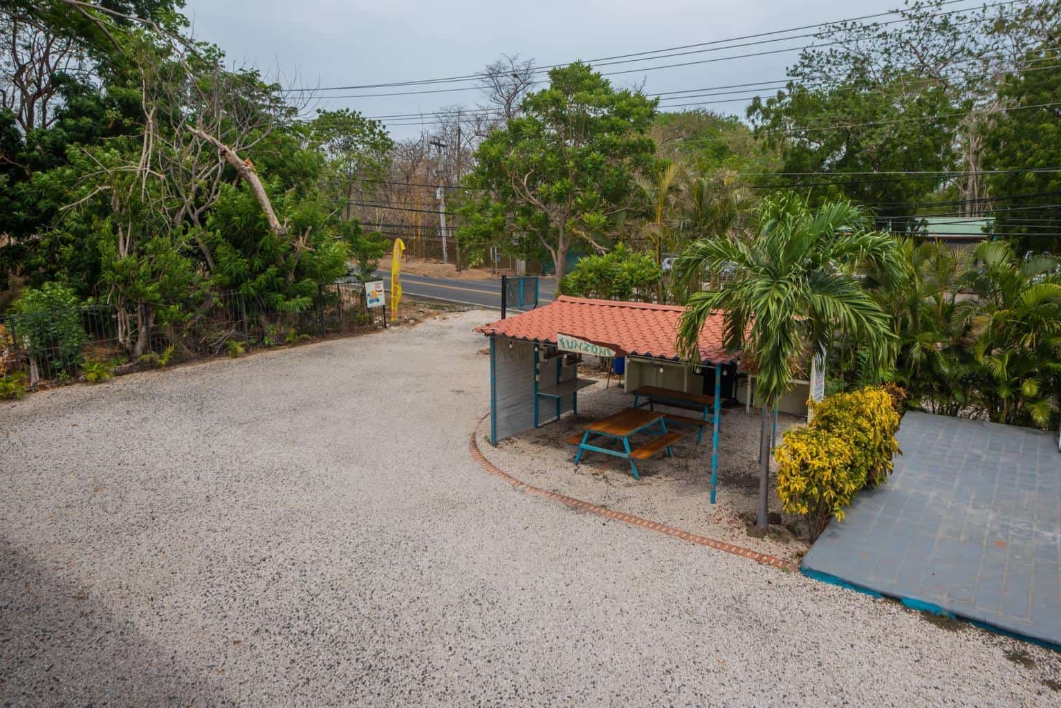 Cabinas Diversion Tropical: 10-Bed Hotel, 300m from the Beach!