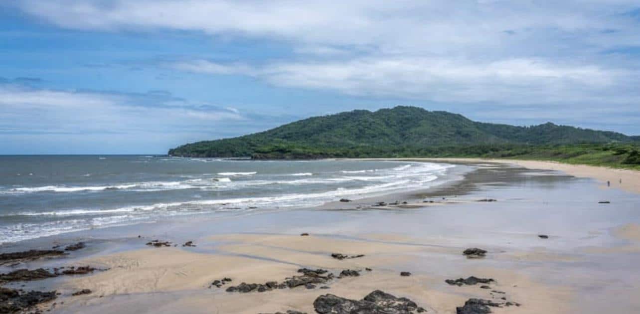 Beachfront Lot 9002.3 Sq Feet Playa Ventanas/Playa Grande: Beachfront Delight in Playa Ventanas