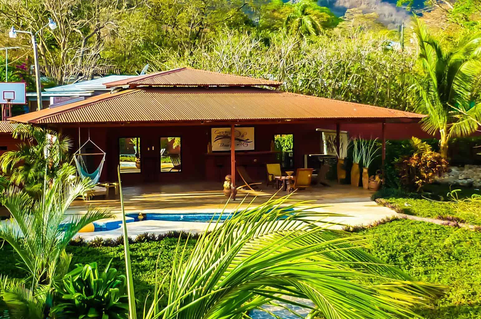 Colonial Oasis Home Close to the Beach