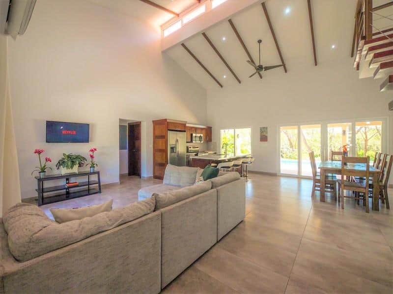 Casa Nimbu and Tasipio: Entertainment Haven in Catalina Cove!