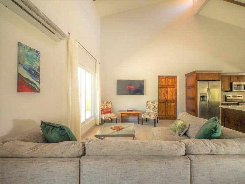 Casa Nimbu and Tasipio: Entertainment Haven in Catalina Cove!