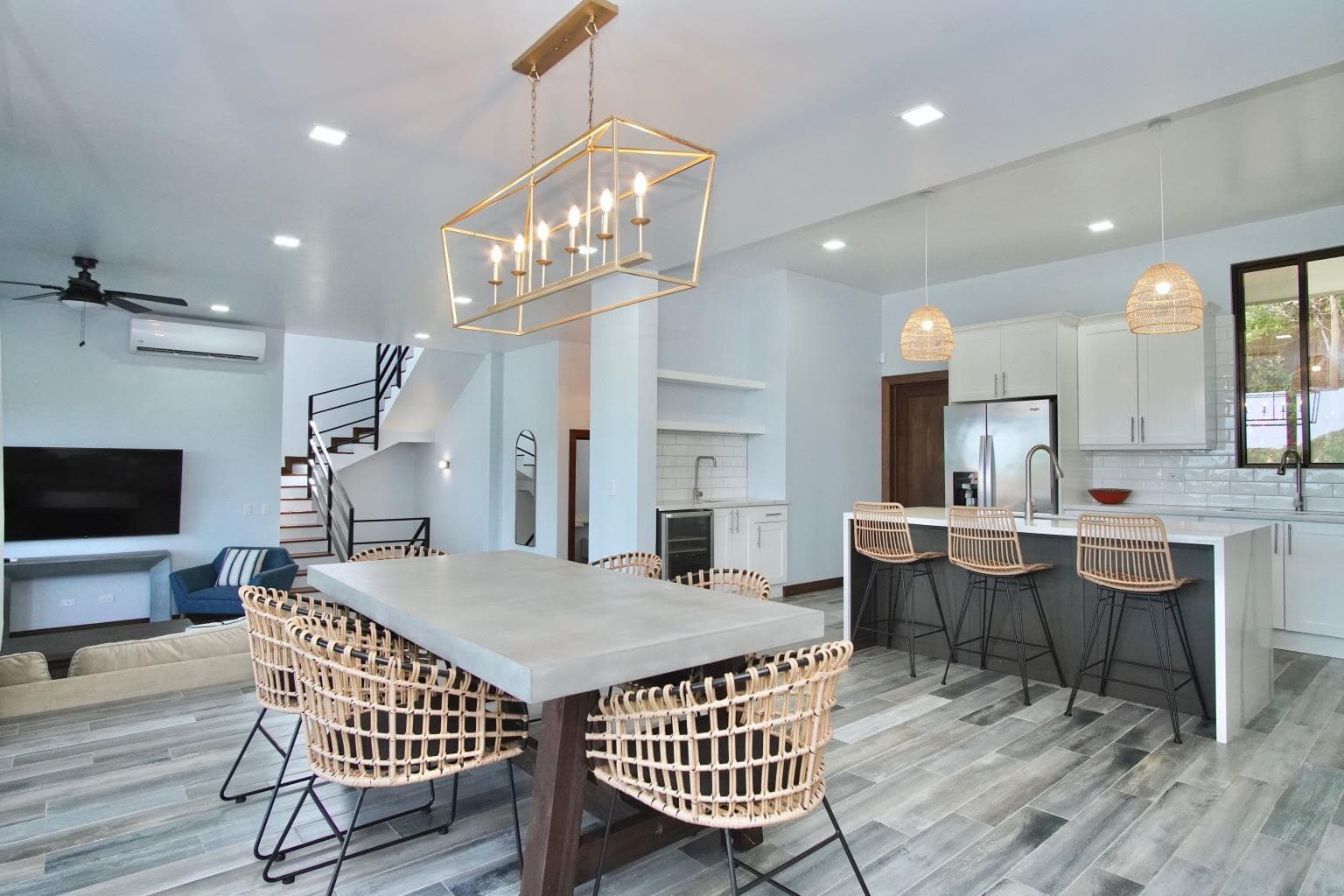 Villa Vista Azul, Ocean View Retreat in the Prestigious Gated Community of Monte Paraiso: Azure Views at Villa Vista