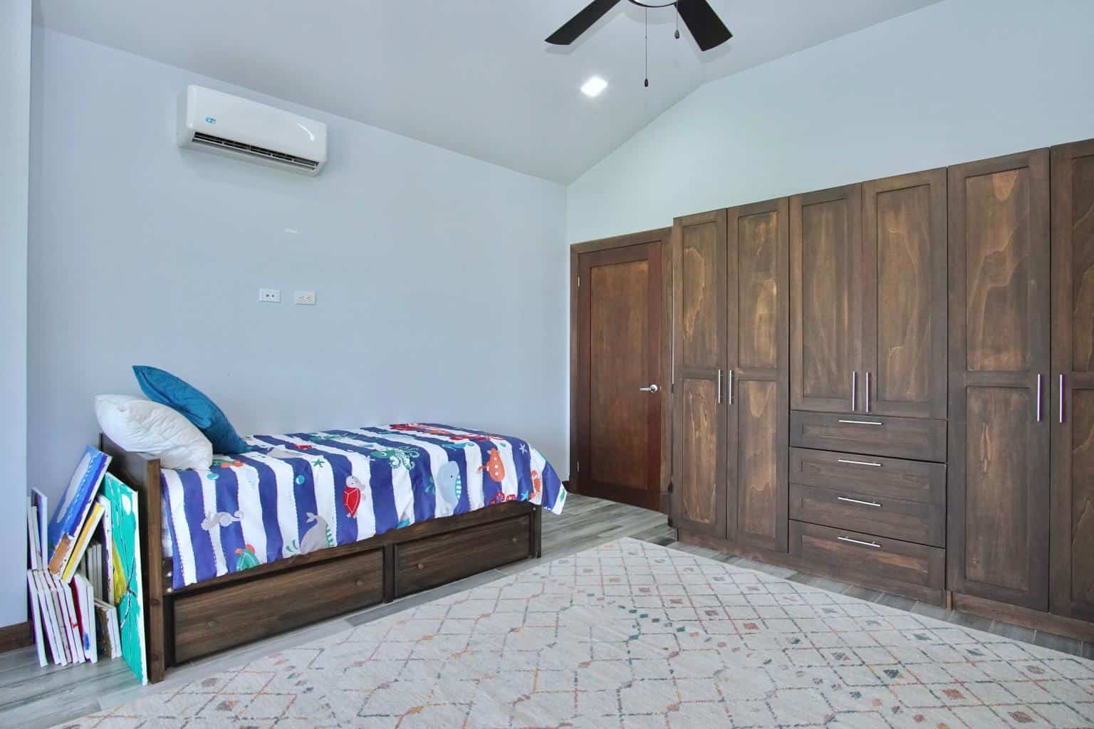Villa Vista Azul, Ocean View Retreat in the Prestigious Gated Community of Monte Paraiso: Azure Views at Villa Vista