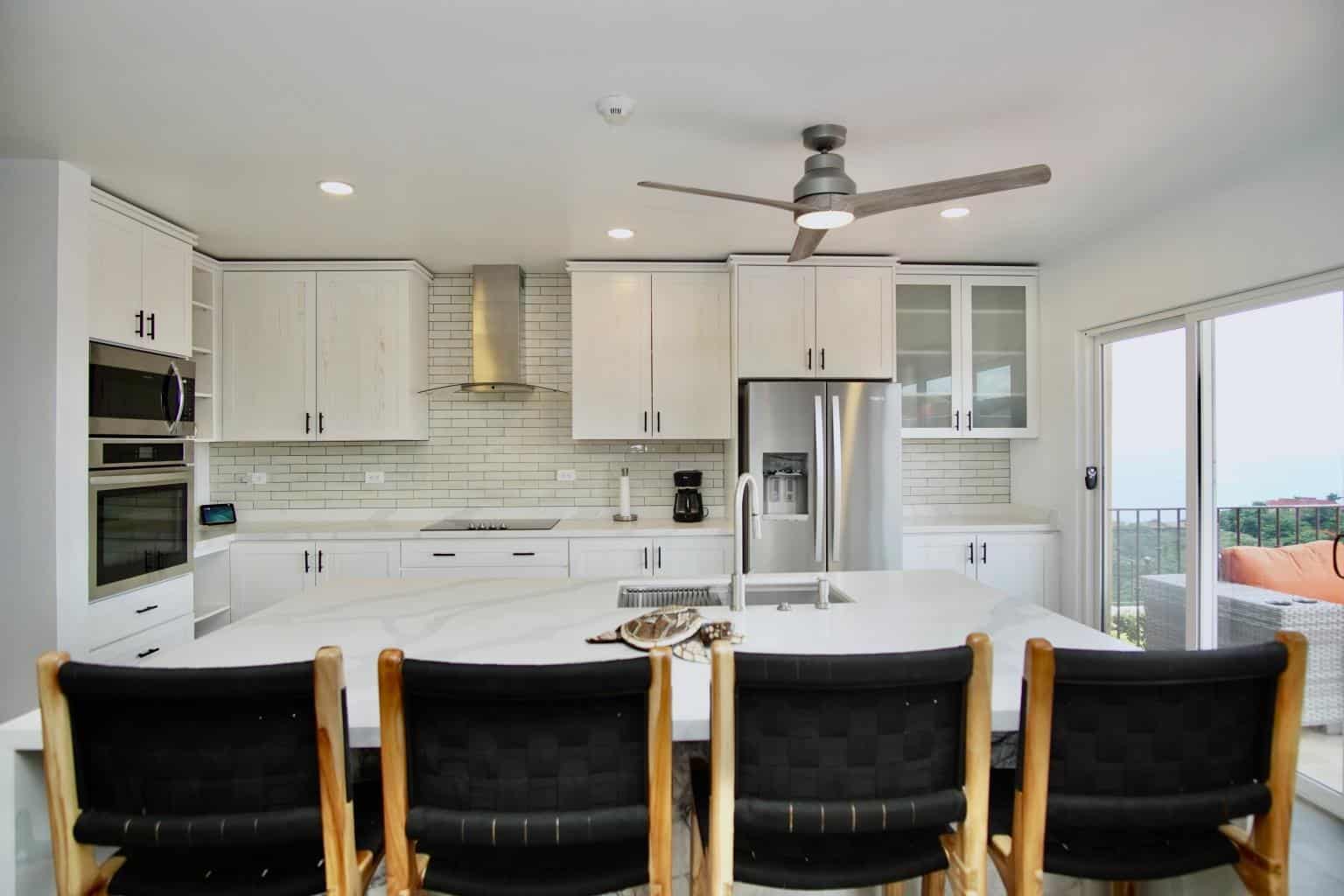 Corona Del Mar B7: Your Slice of Coastal Living