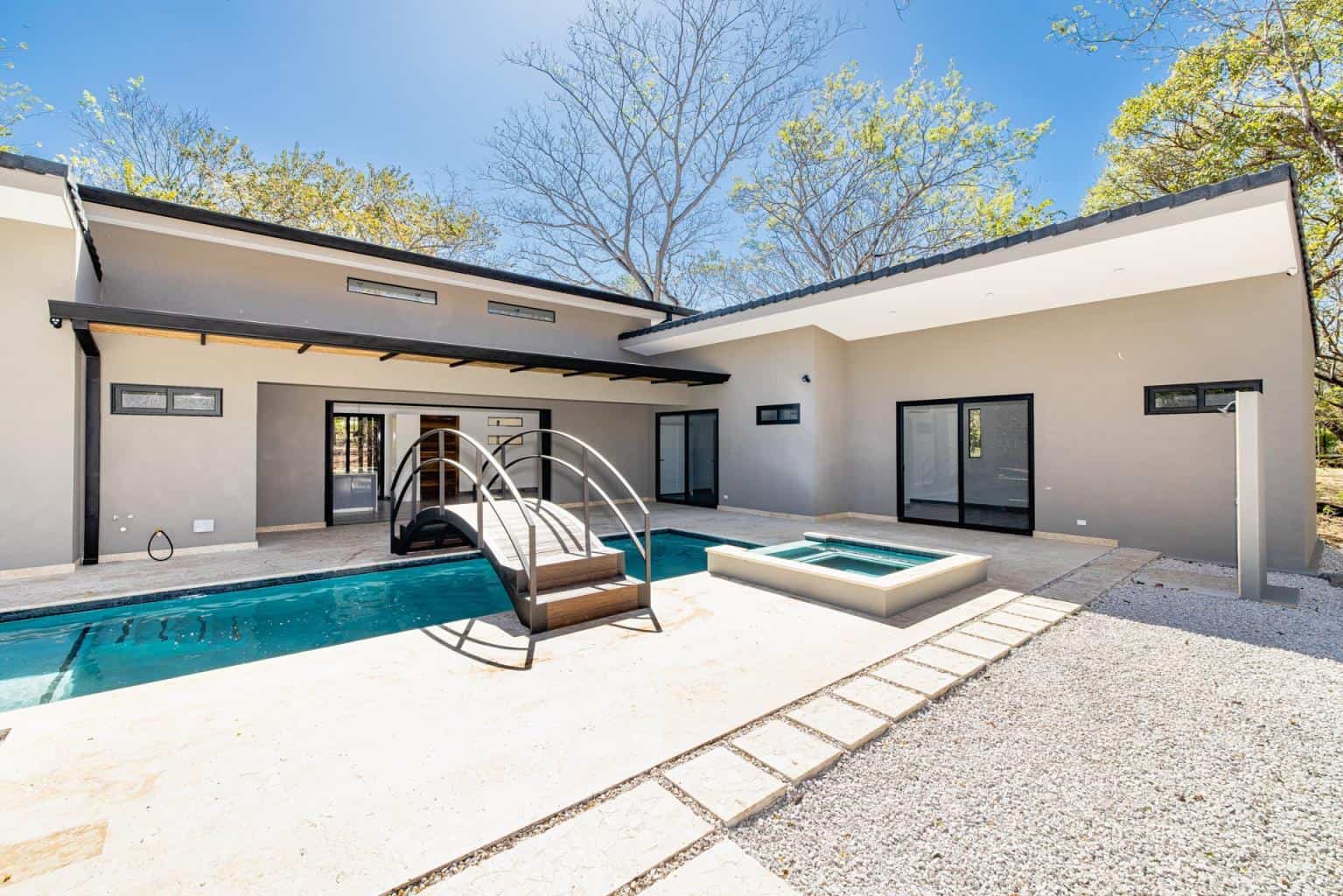 Casa Avalon: Versatile Homes and Apartments for Sale in Brasilito!