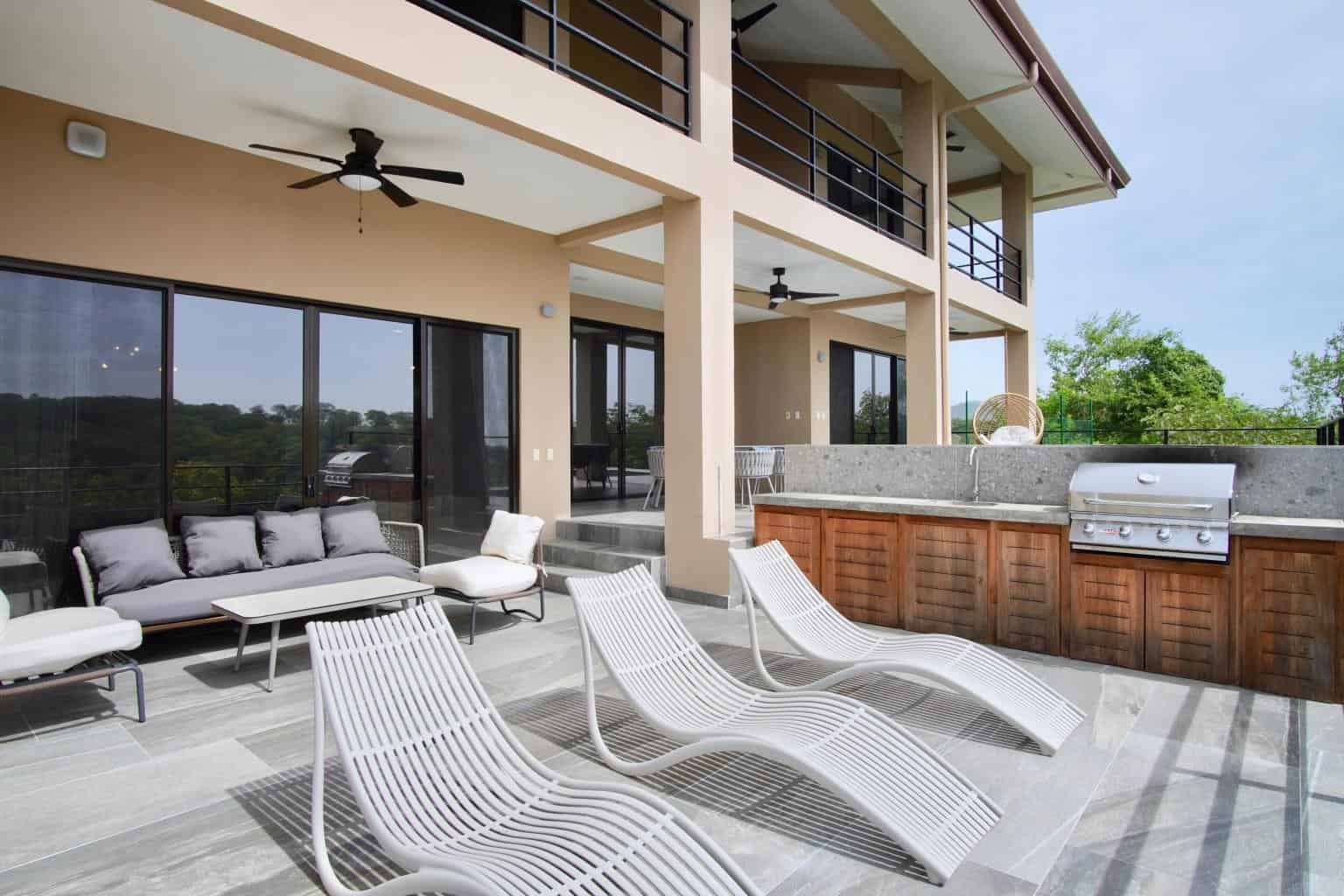 Villa Vista Azul, Ocean View Retreat in the Prestigious Gated Community of Monte Paraiso: Azure Views at Villa Vista