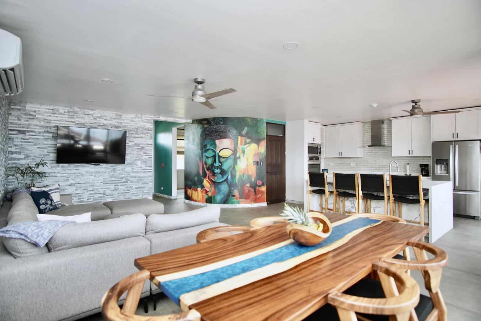 Corona Del Mar B7: Your Slice of Coastal Living