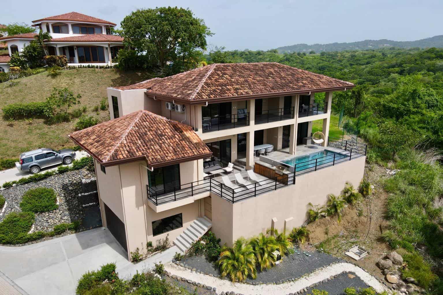 Villa Vista Azul, Ocean View Retreat in the Prestigious Gated Community of Monte Paraiso: Azure Views at Villa Vista