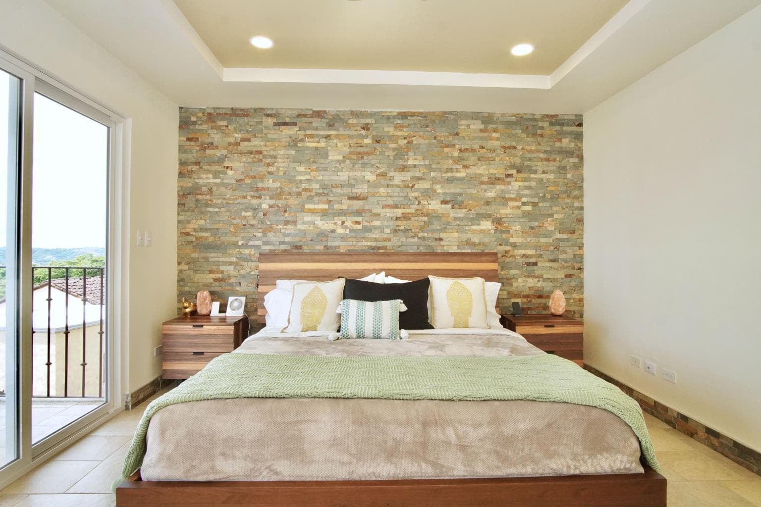 Corona Del Mar B7: Your Slice of Coastal Living