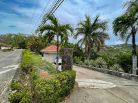 Cliffside Elegance: A Villa with Breathtaking Ocean Views thumbnail