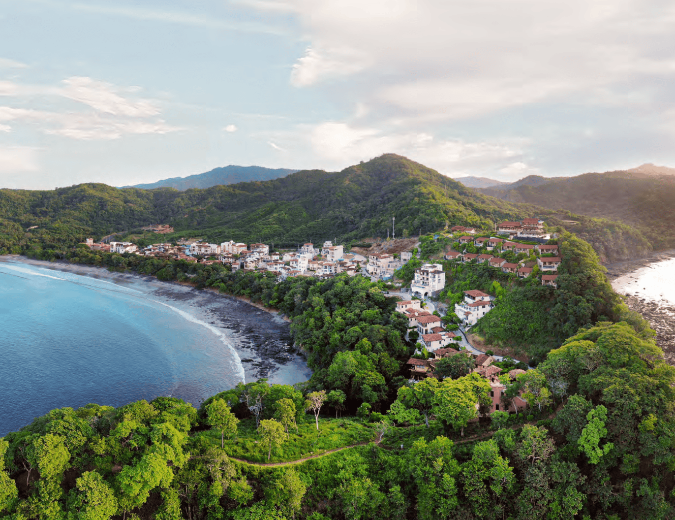 Casa Chameleon Residences, 5 Bedroom Grand Property in Las Catalinas