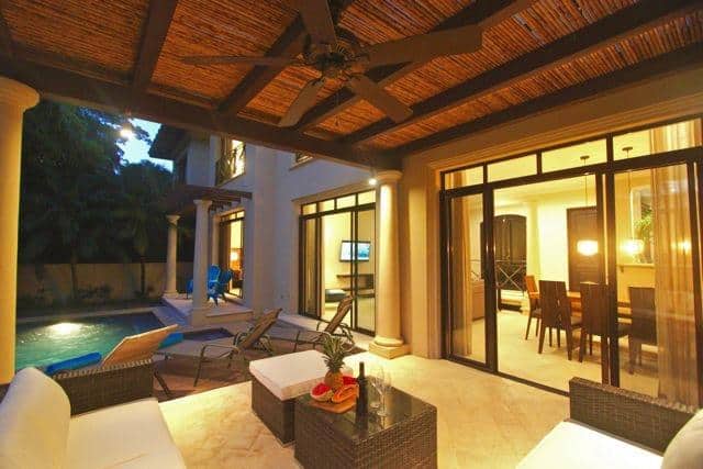 Villa Langosta Del Mar: Seaside Living at Villa Langosta Del Mar