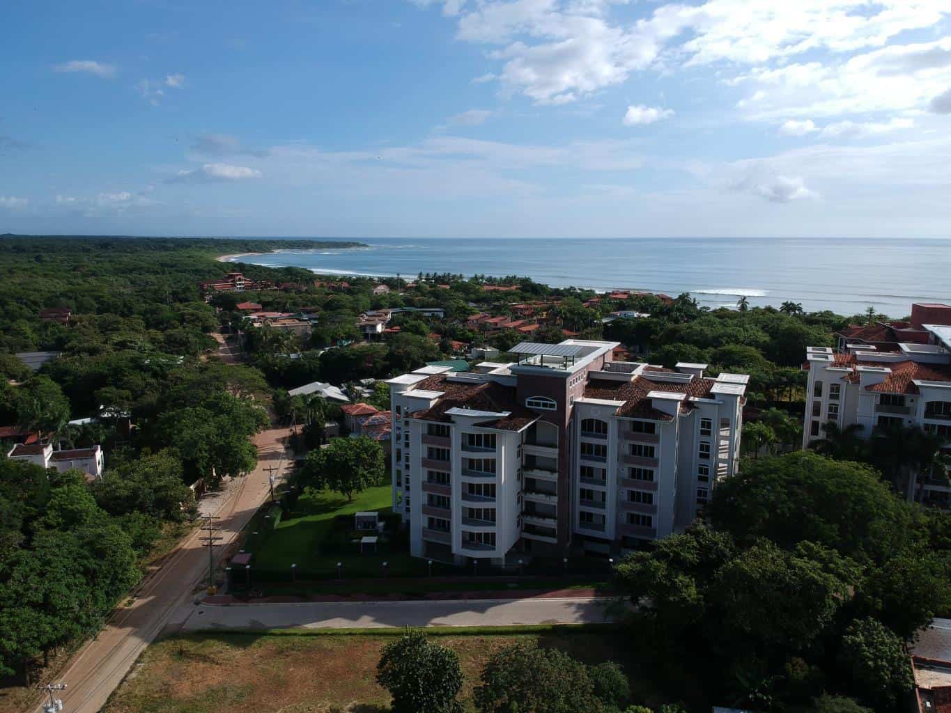 Playa Langosta - Prime Location Near Pristine Beach and Costa Rica's #1 Beach Town, Suite Worldclass Surf & Beach: Prime Living in Playa Langosta