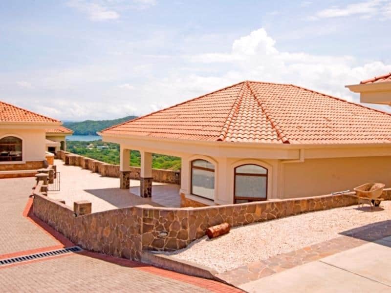 Casa Cactus - Mountaintop, Ocean Views Galore!