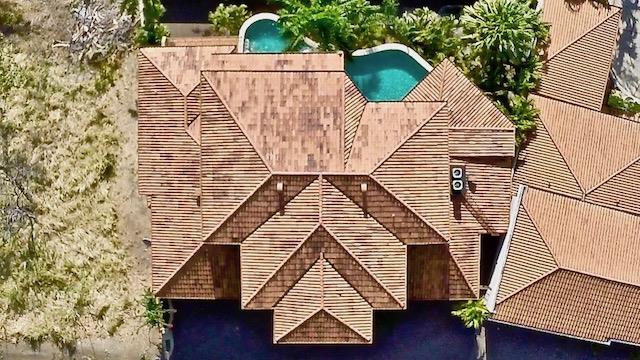 Villa Lamar: Tropical Living at Villa Lamar