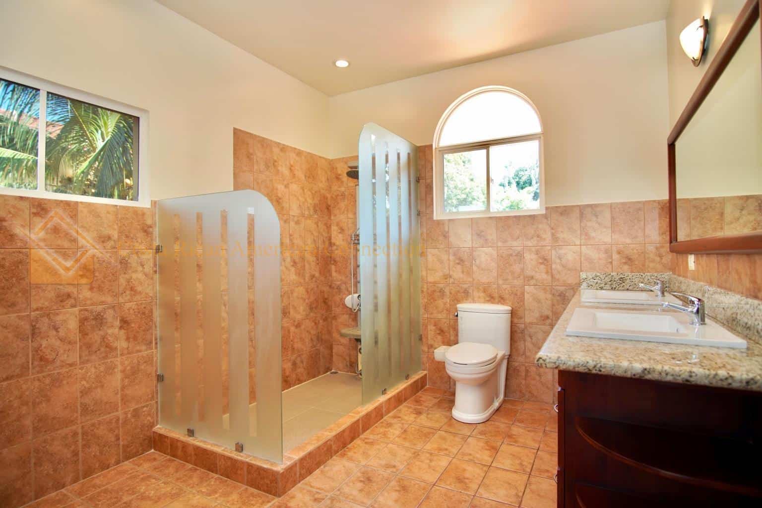Casa Radiante Vistas Del Pacifico: Radiant Living with Pacific Views