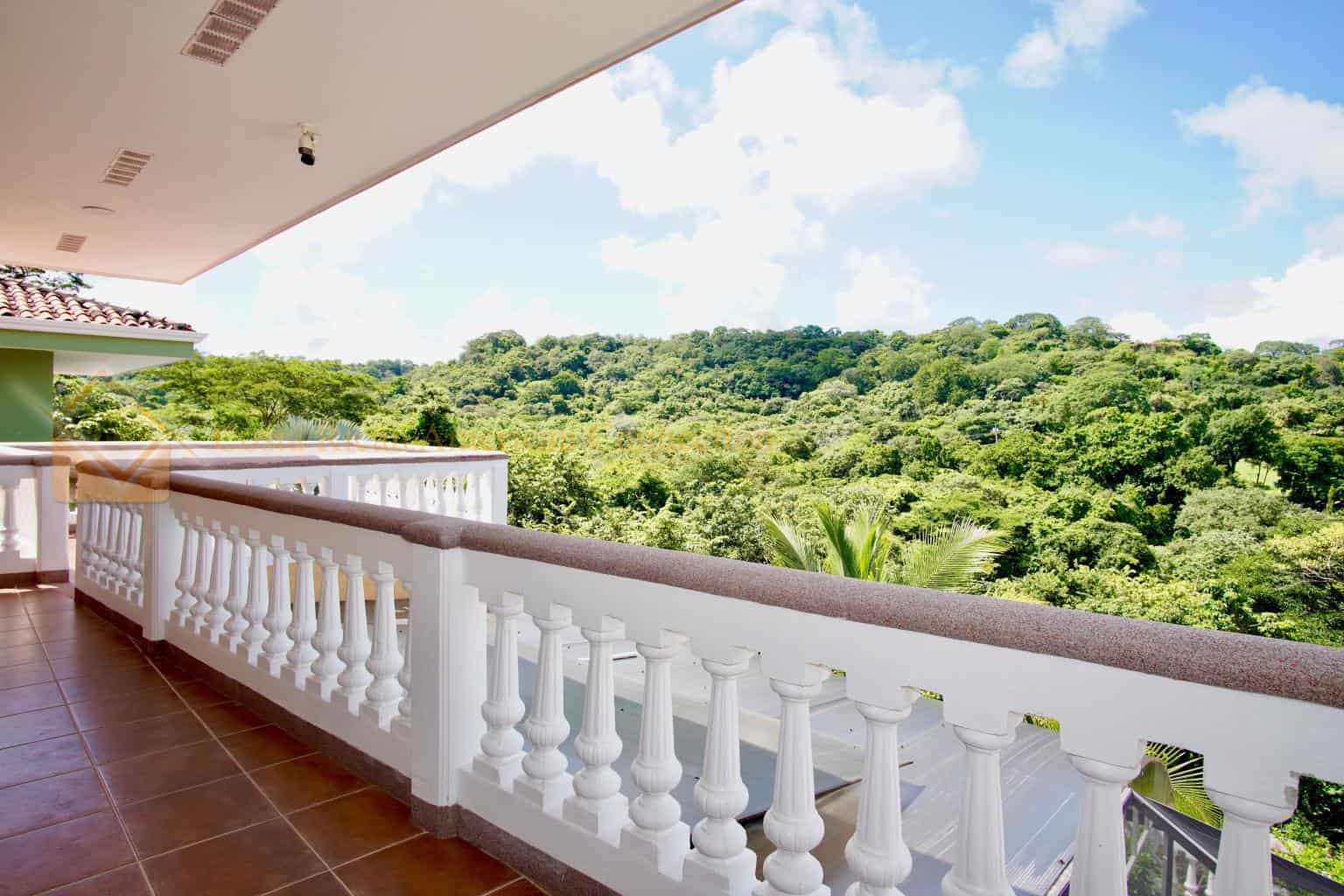 Casa Radiante Vistas Del Pacifico: Radiant Living with Pacific Views