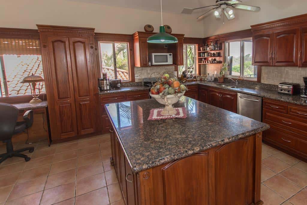 Papagayo Luxurious Retreat Ocean View 10 Bed Villa: Luxurious Papagayo Retreat