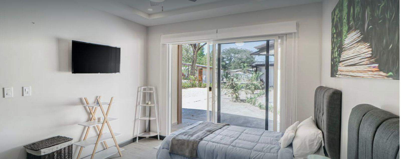 THE POINT AVELLANAS GATED COMMUNITY: Your Gateway to the Gold Coast