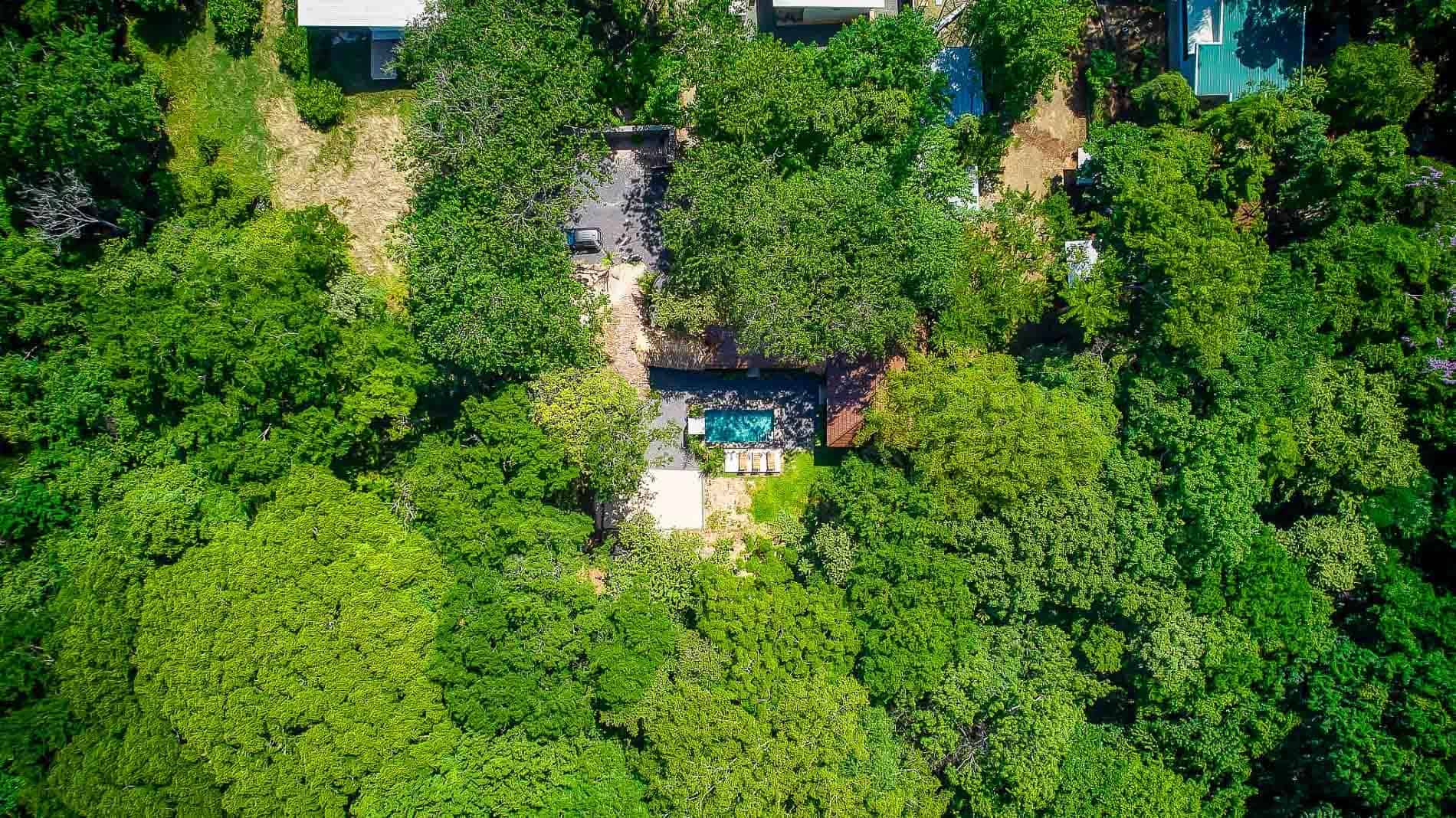 Stunning Balinese Tropical Home at Casa Rio: Embrace Tranquility and Luxury