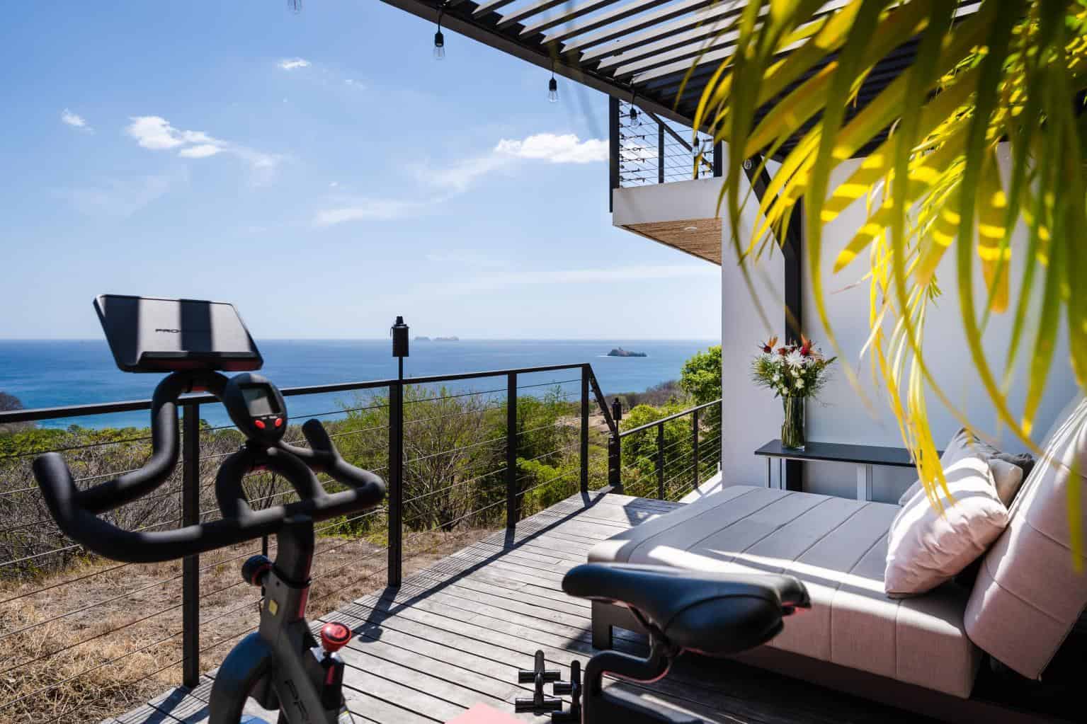 Casas Los Roques, Two Ocean View Homes