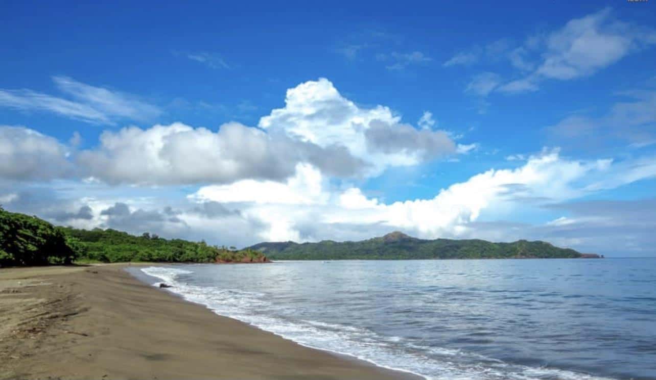 Lot in Brasilito: 6,522 Sq. Meters, 2 Min Drive to the Beach!