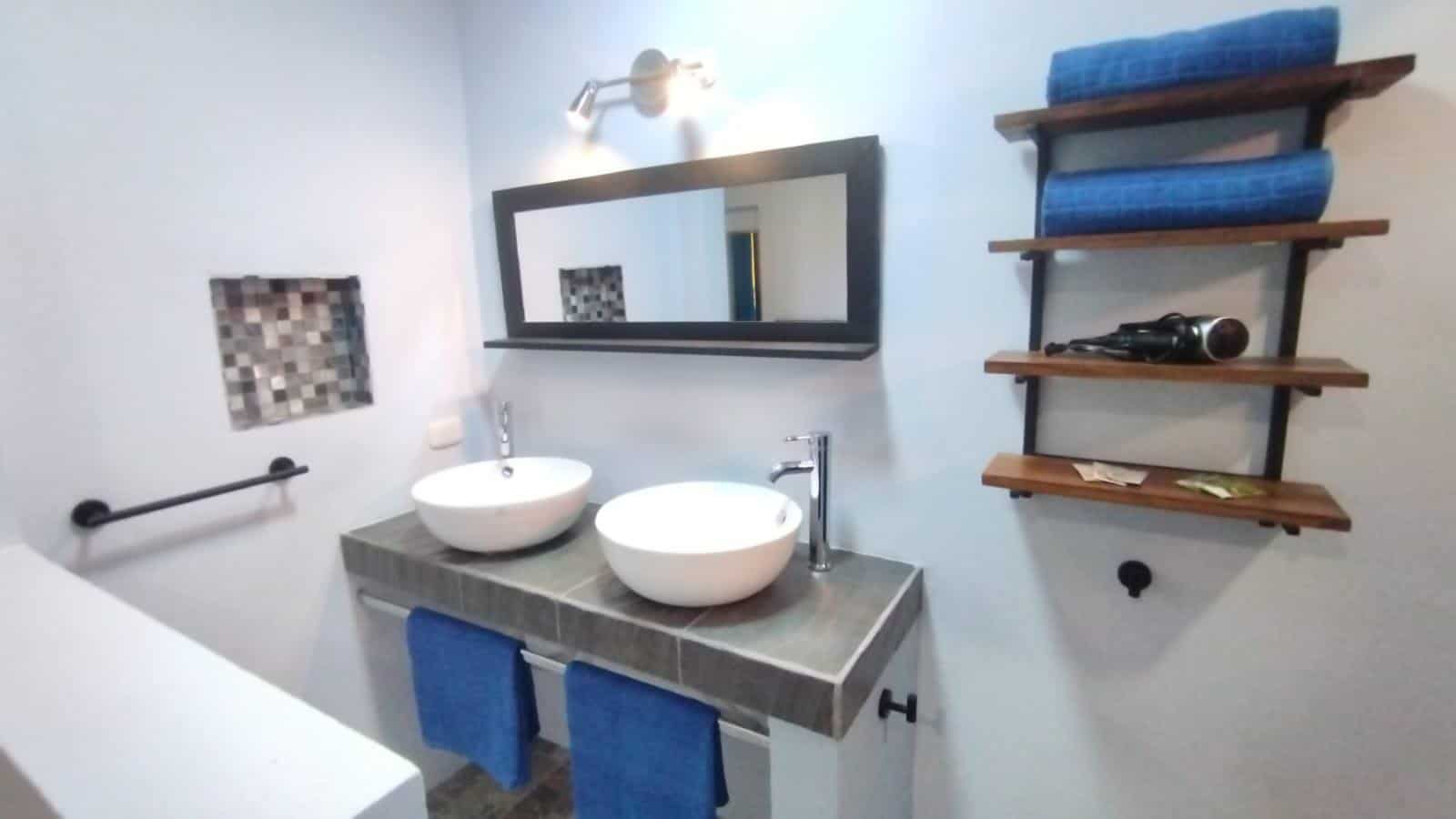 Commercial ROI Income Property for Sale - 6 Apartments in Surfside, Potrero Beach