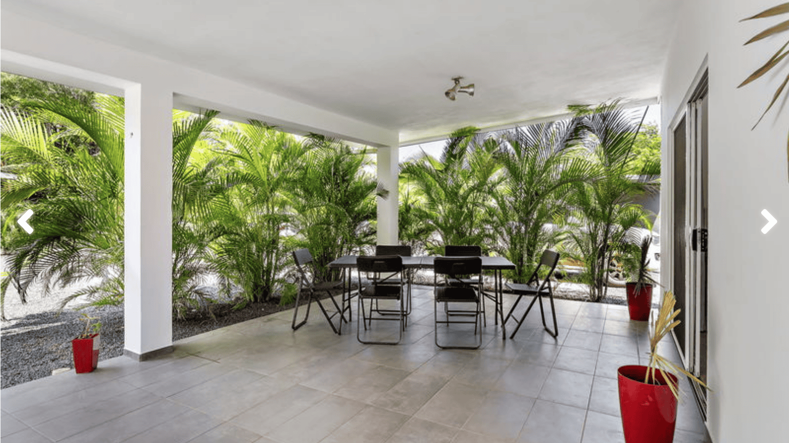 Spacious Income Producing Property Close to Tamarindo Beach: Generous Earnings Near Tamarindo